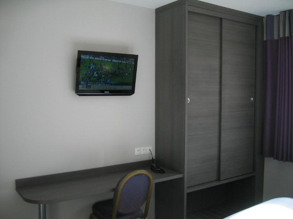 Hotel Des Rosiers Лурд Екстериор снимка